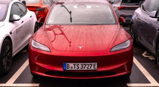 Tesla subirá precio del Model 3 en Europa por nuevos aranceles