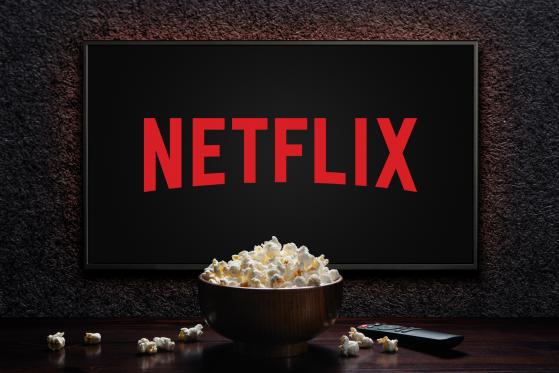 El precio de las acciones de Netflix cae, ¿funcionará la represión del uso compartido de contraseñas?