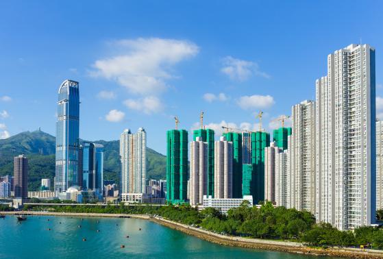El índice Hang Seng retrocede a medida que se hunden las acciones inmobiliarias de Hong Kong