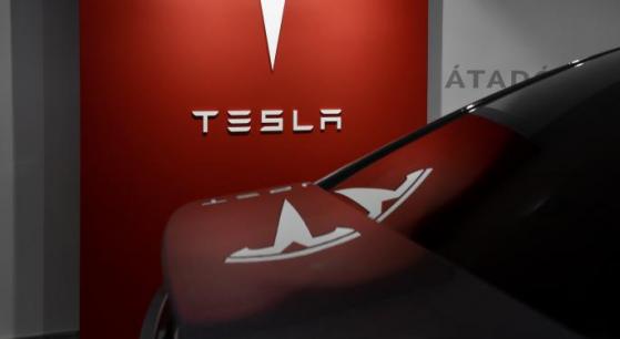 Tesla abrirá Superchargers a todos los fabricantes de coches