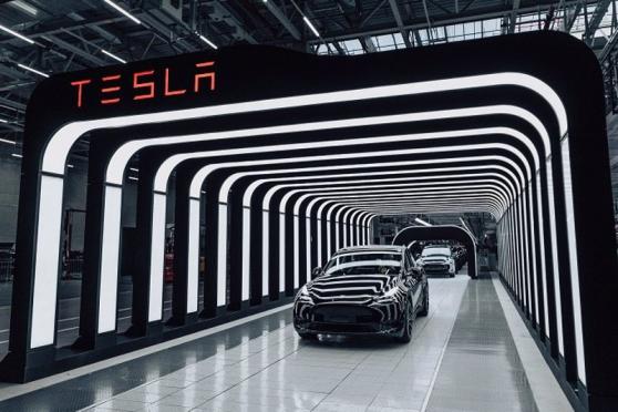 Tesla se cae del club de los '7 Magníficos': LFDE afirma que 