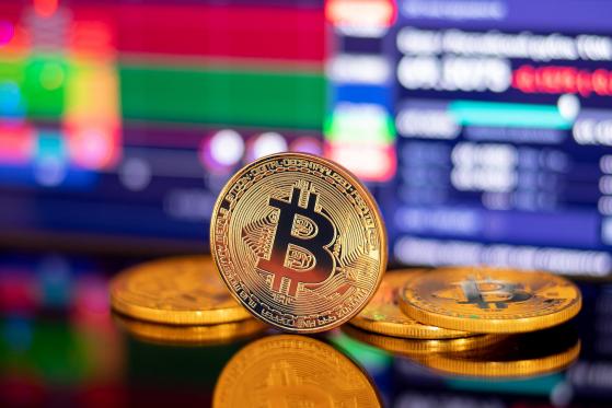 Bitcoin price could pace declines for risk assets, senior macro strategist says